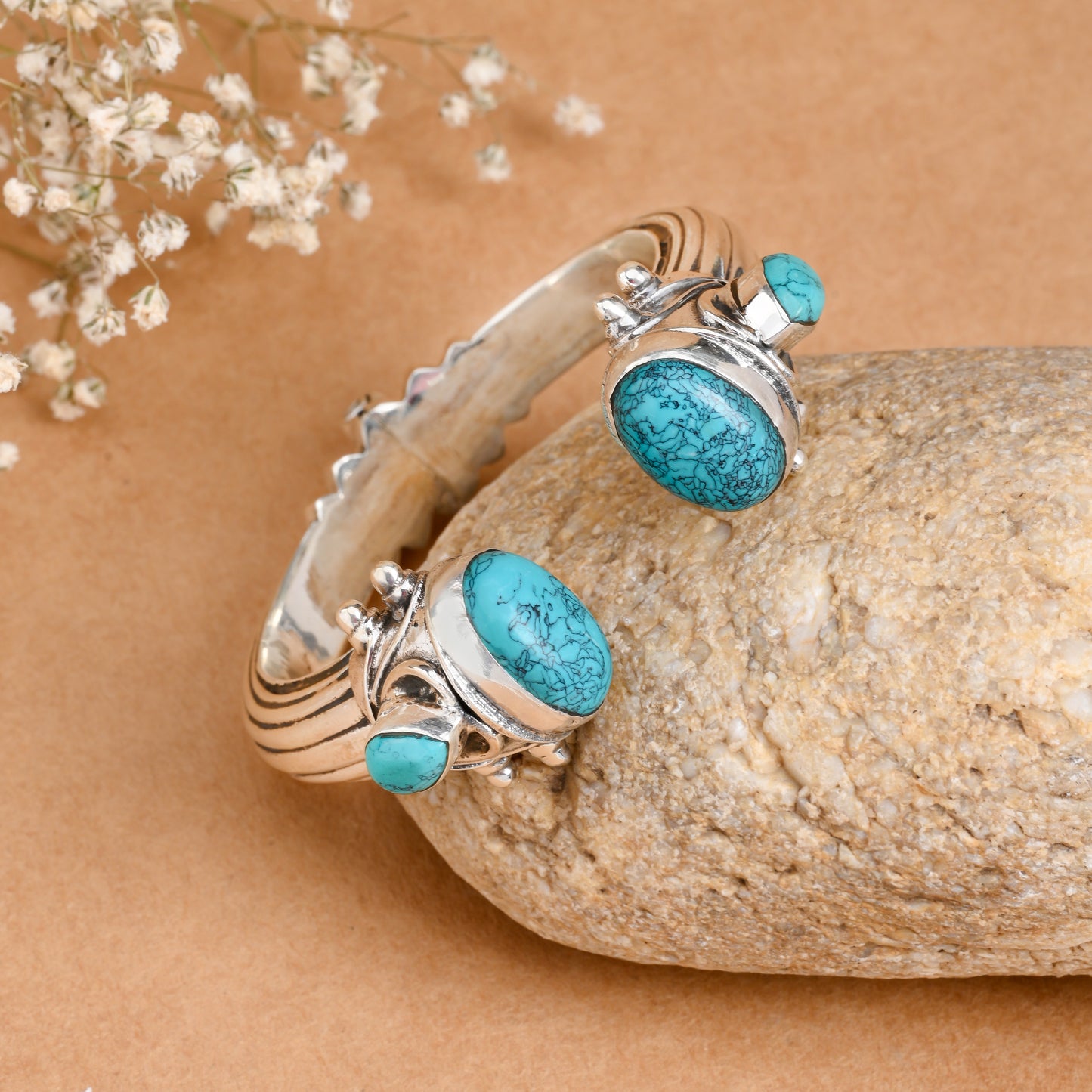 Silver Vintage Turquoise Crown Bangle