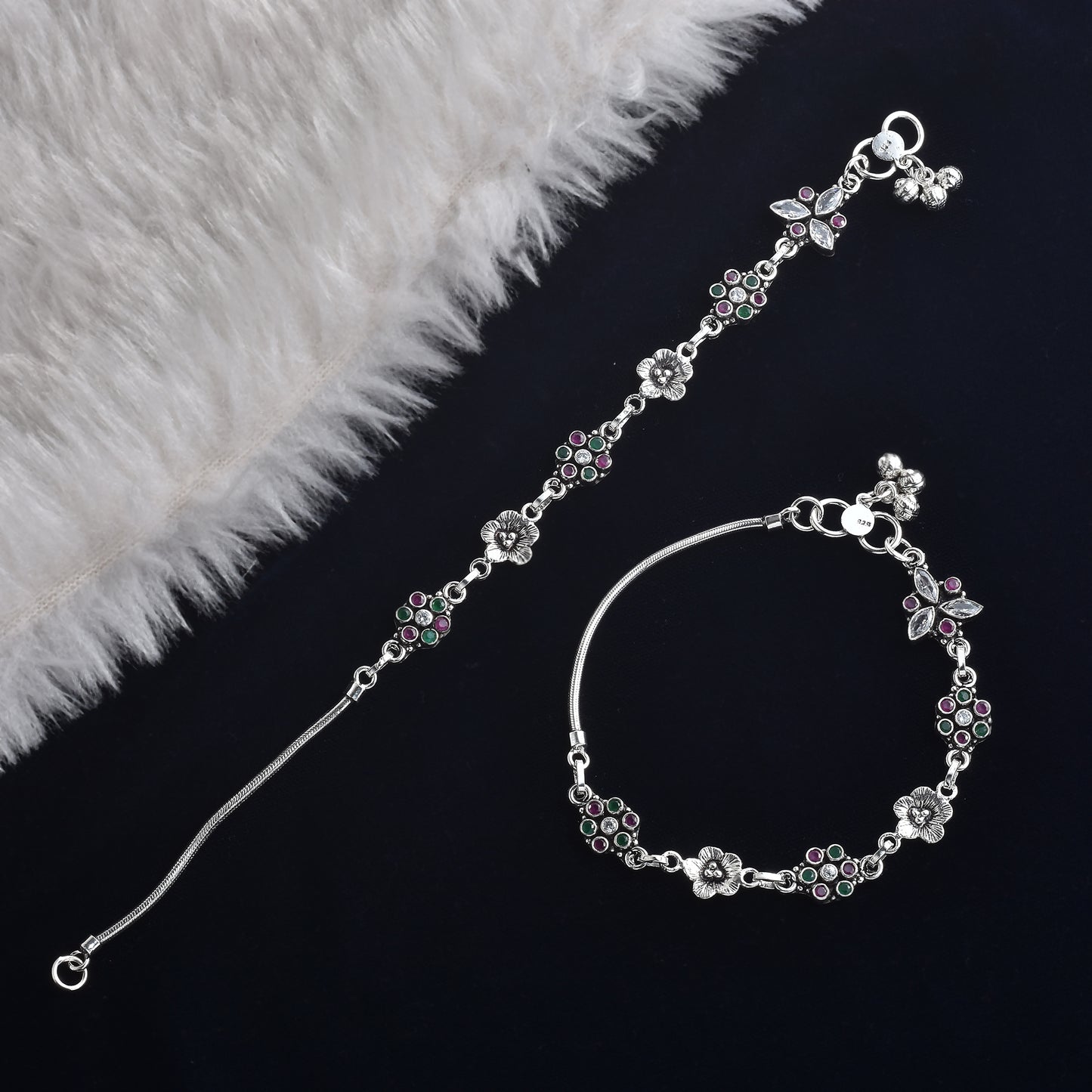 Silver Phool kali Cut Stone Anklet (Pair)