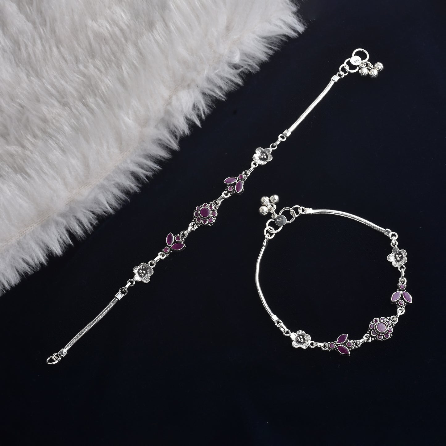 Silver Royal Gulabi Petal Cut Stone Anklet (Pair)