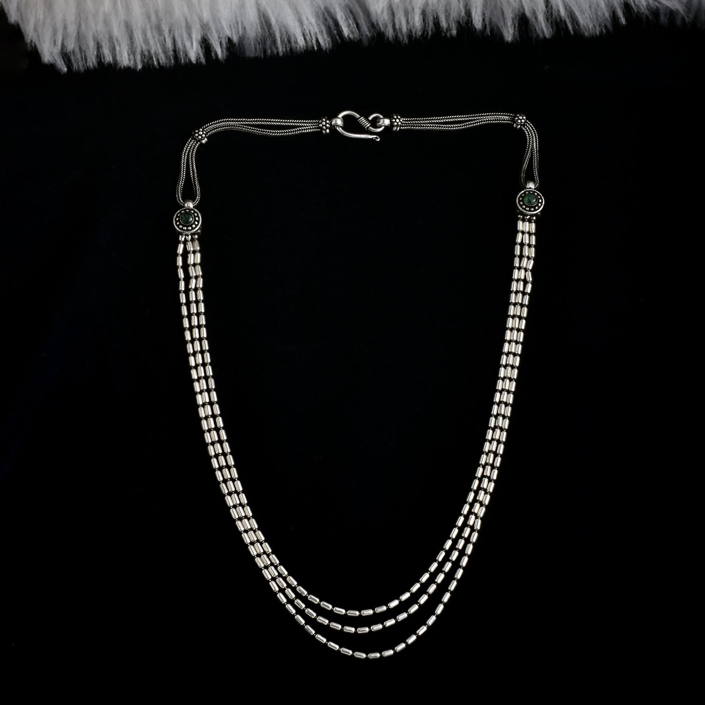 Silver Cyclinderical Beads Tri Layered Neckchain