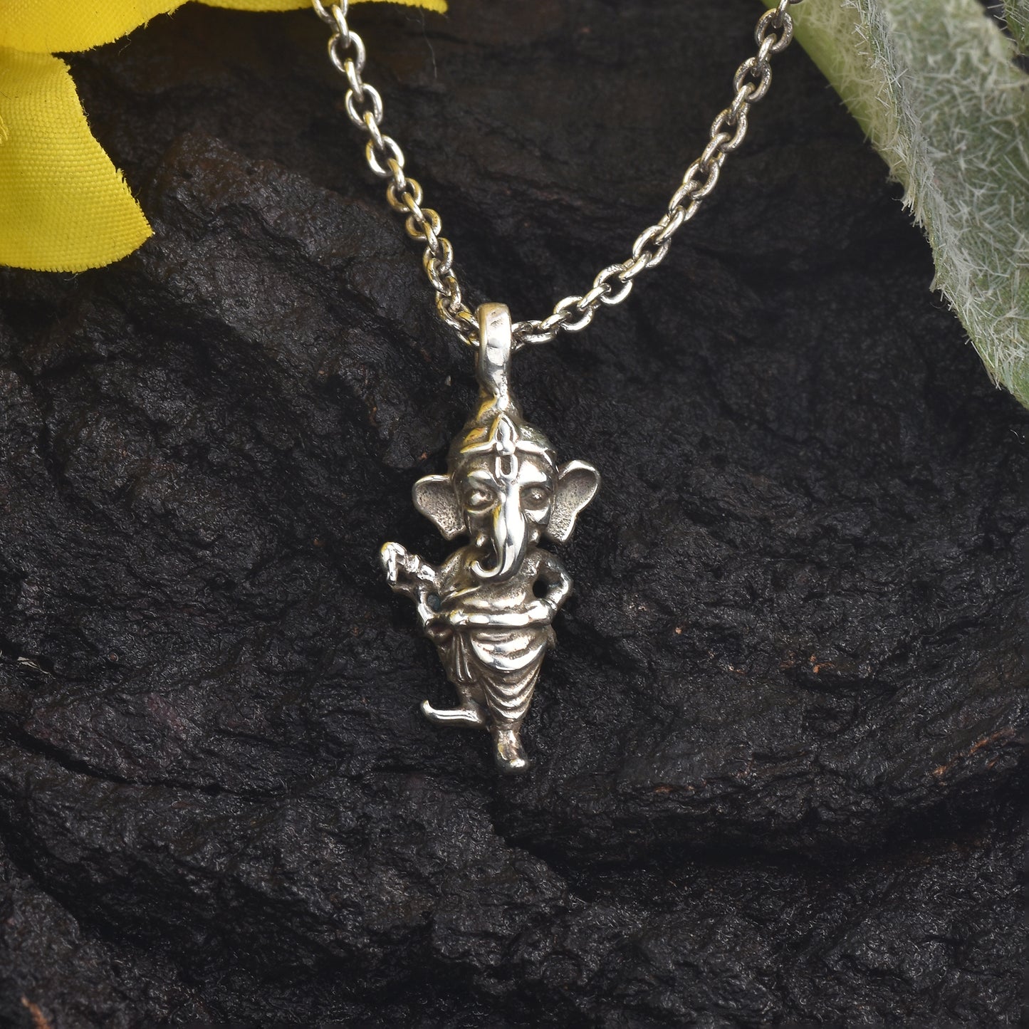 Silver Ganesha Idol Pendant With Chain
