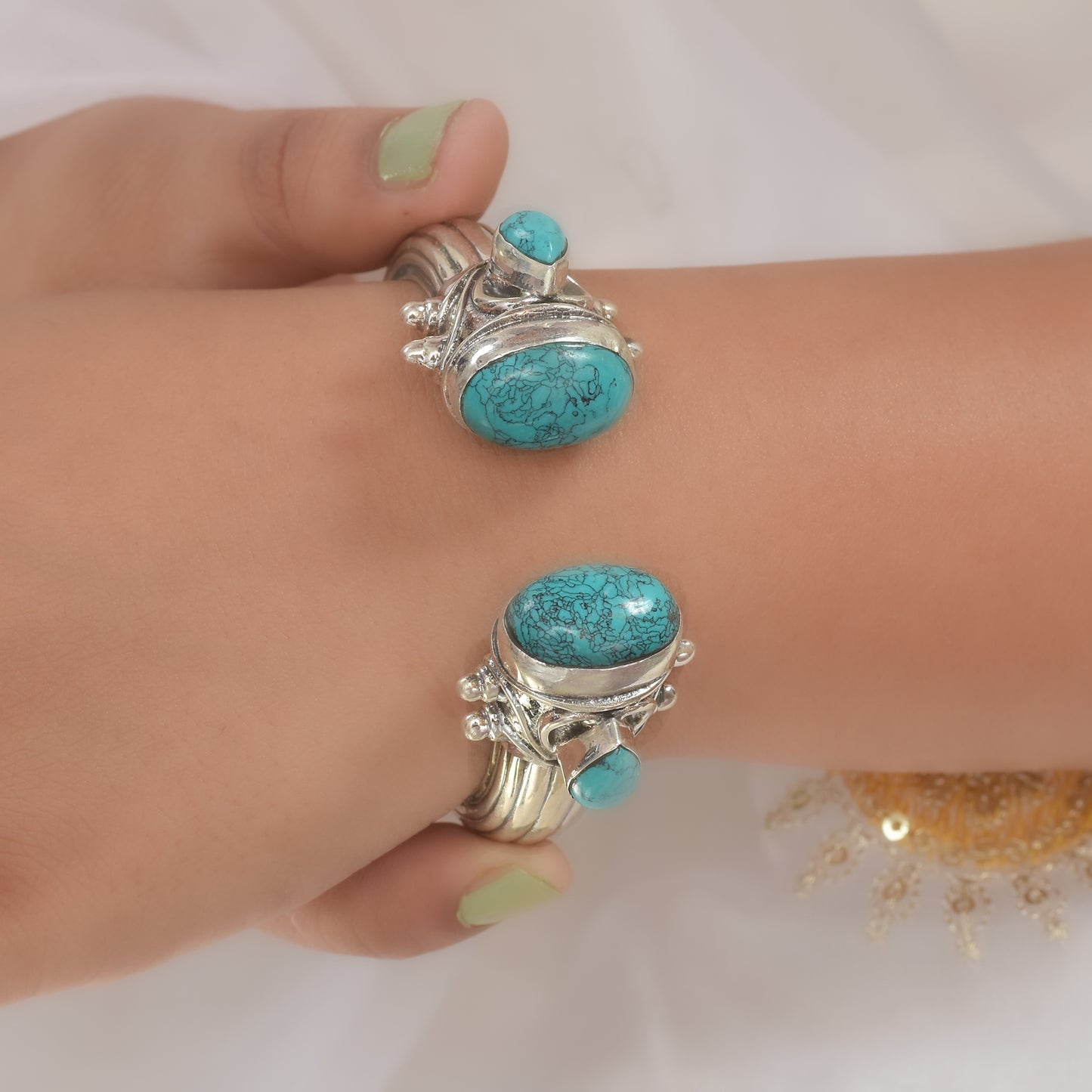 Silver Vintage Turquoise Crown Bangle