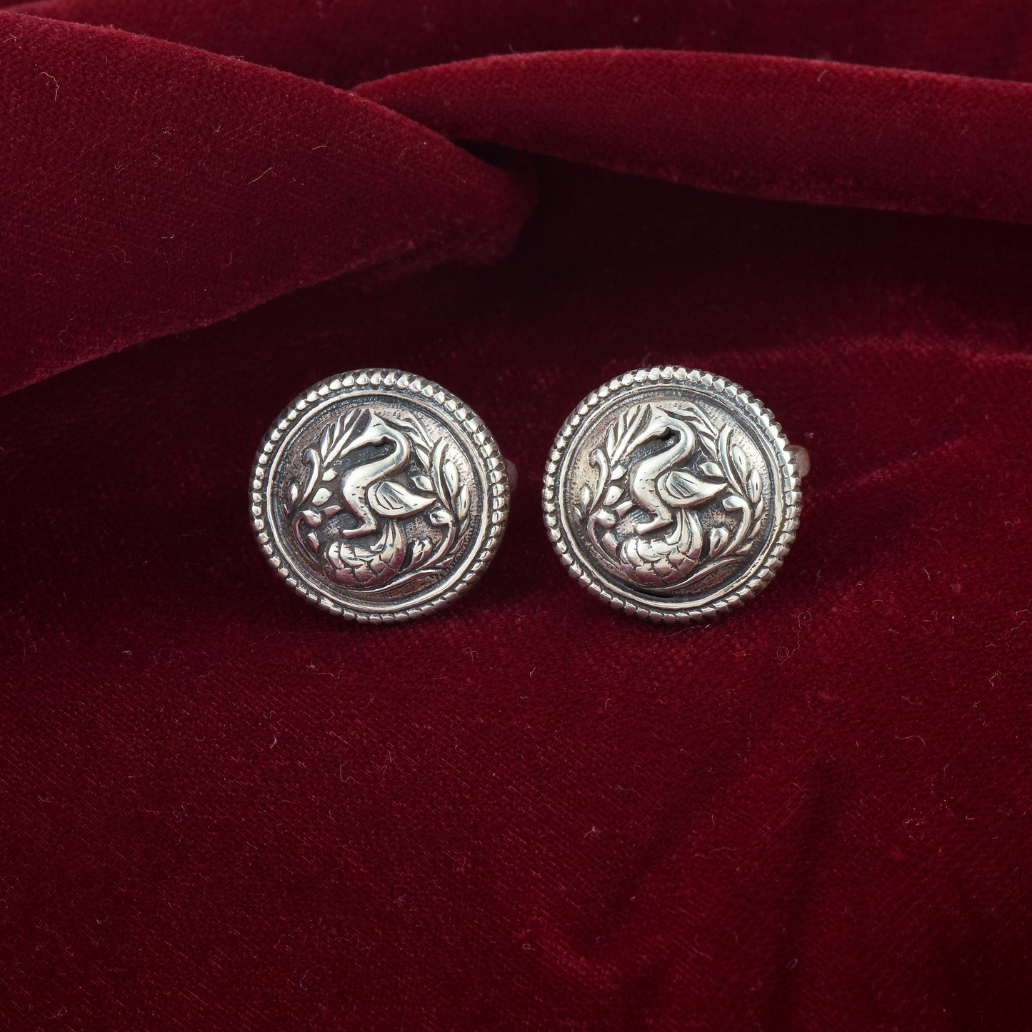 Silver Swan Mandala Toerings