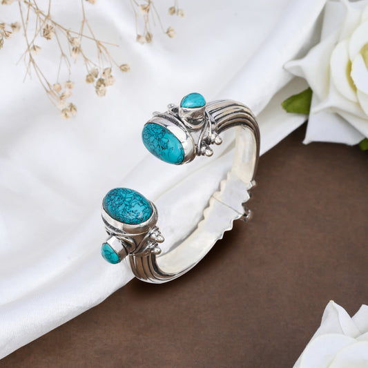 Silver Vintage Turquoise Crown Bangle