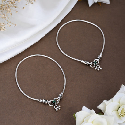 Silver Dazzling Emerald Plain Chain Anklet( Pair)