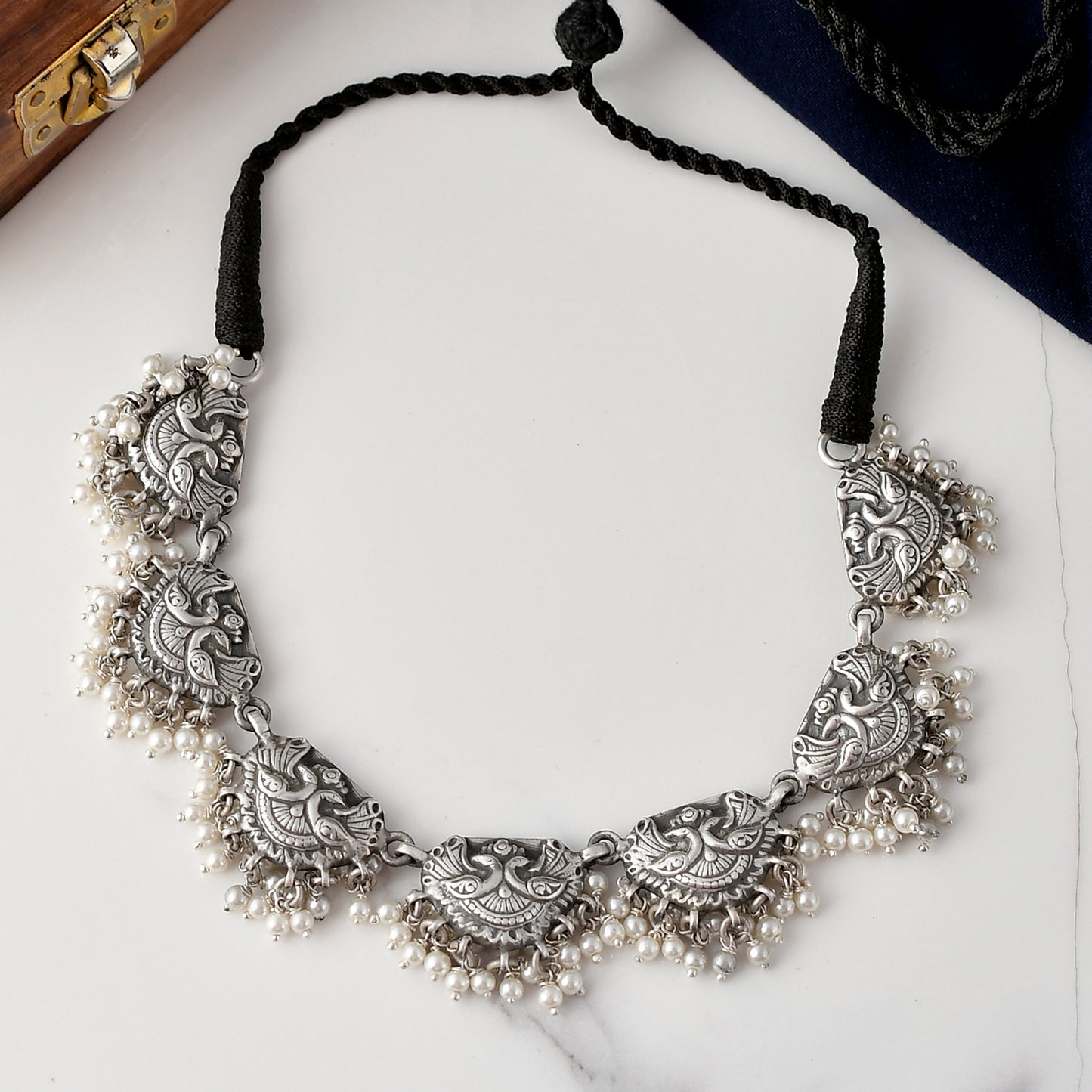 Silver Morni Choker With Punch Of Pearls