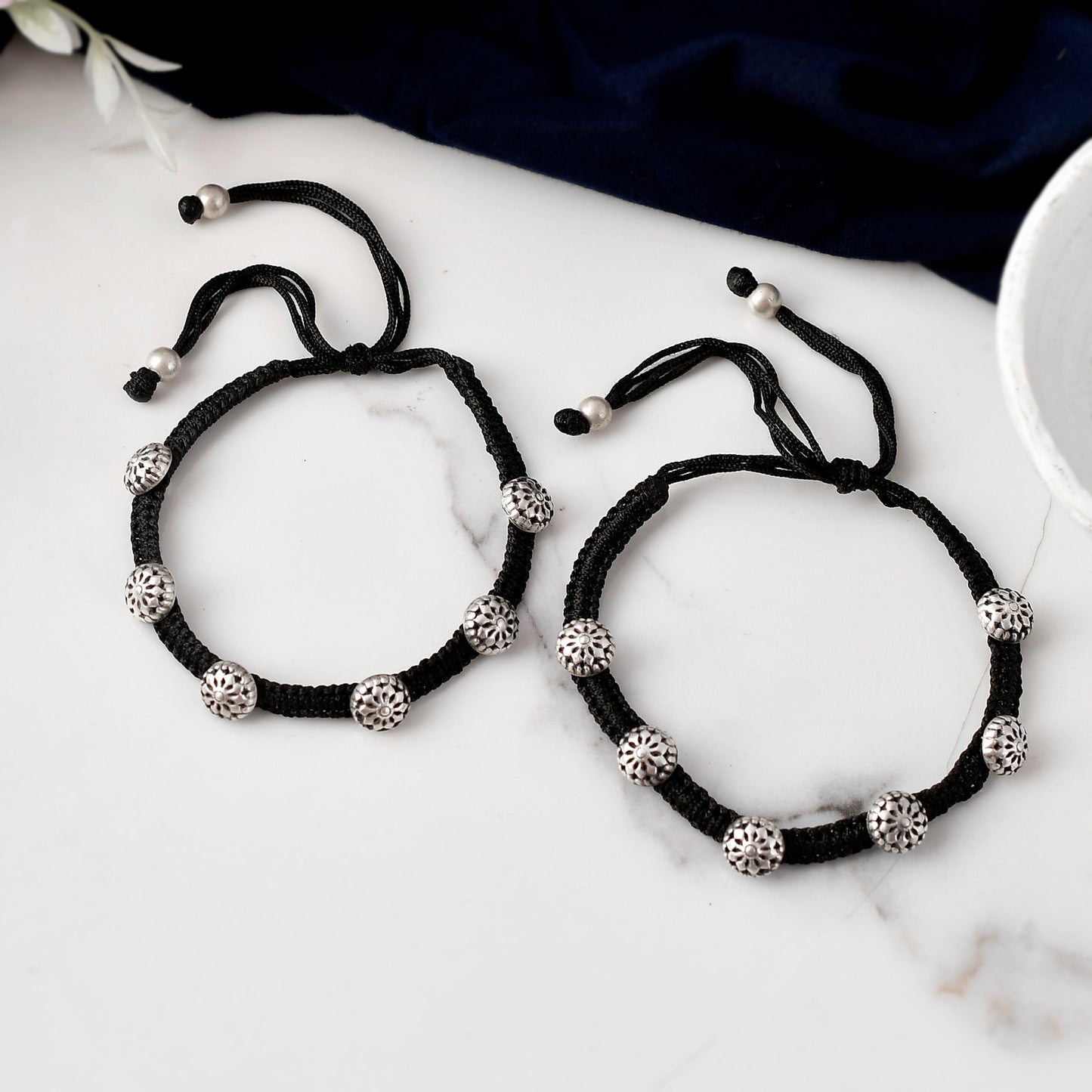 Silver Dainty Flower Nazarbattu anklet