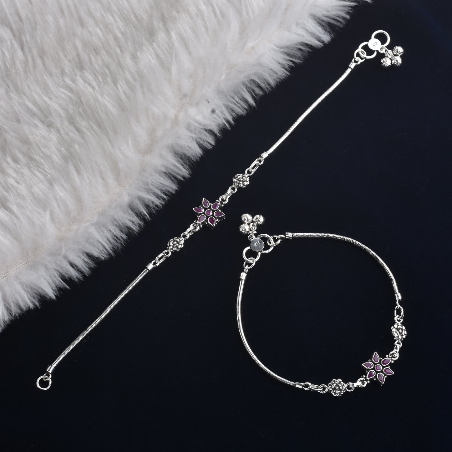 Silver Daisy Flower Cut Stone Anklet( Pair)