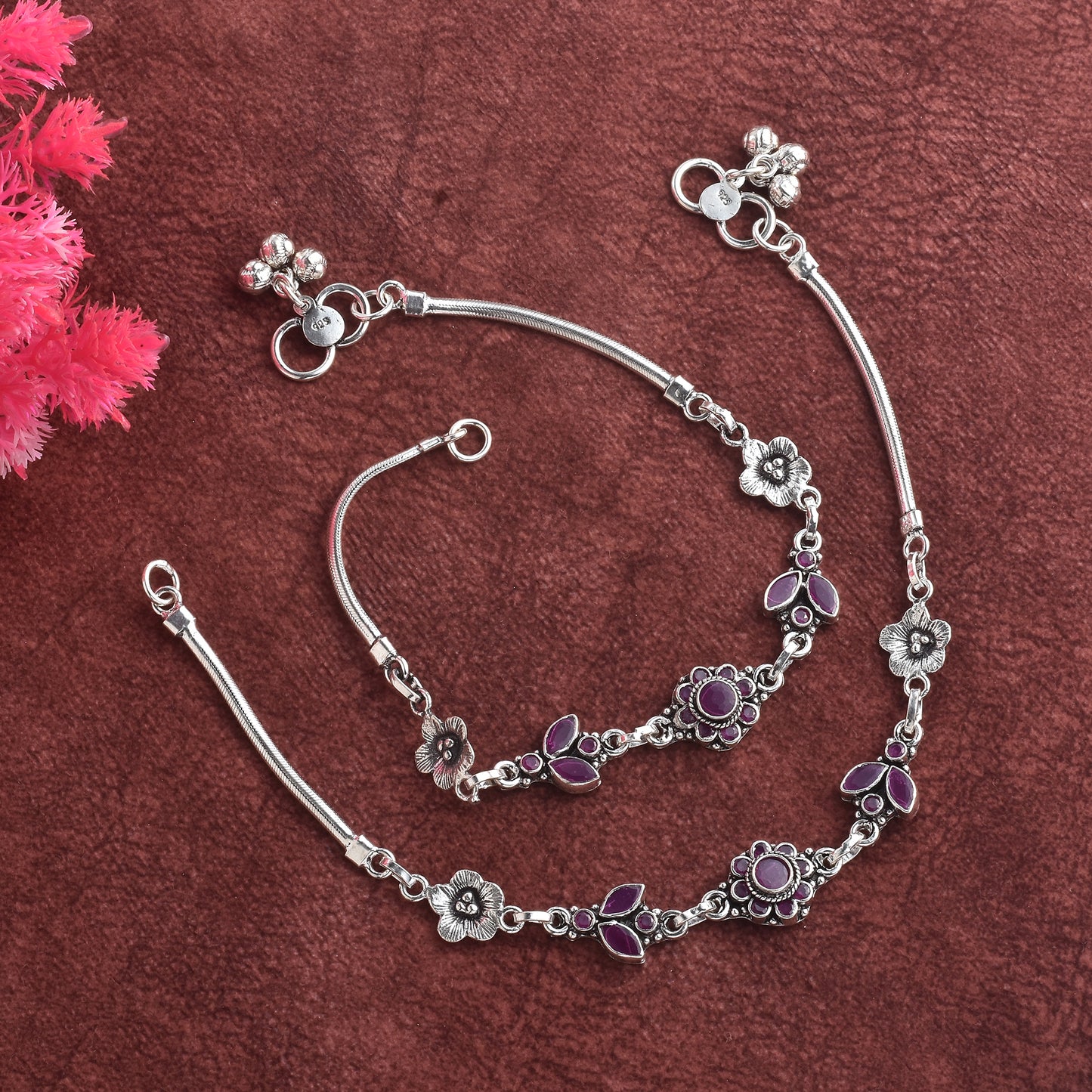 Silver Royal Gulabi Petal Cut Stone Anklet (Pair)