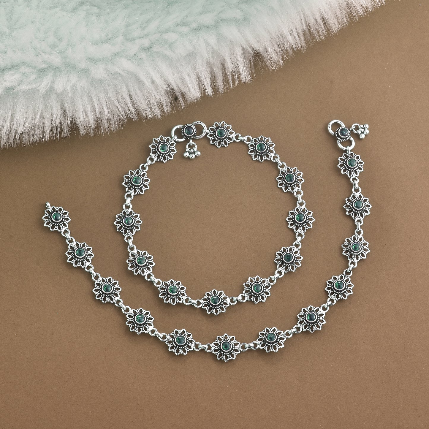 Silver Emerald Bloom Cut Stone Anklet (Pair)