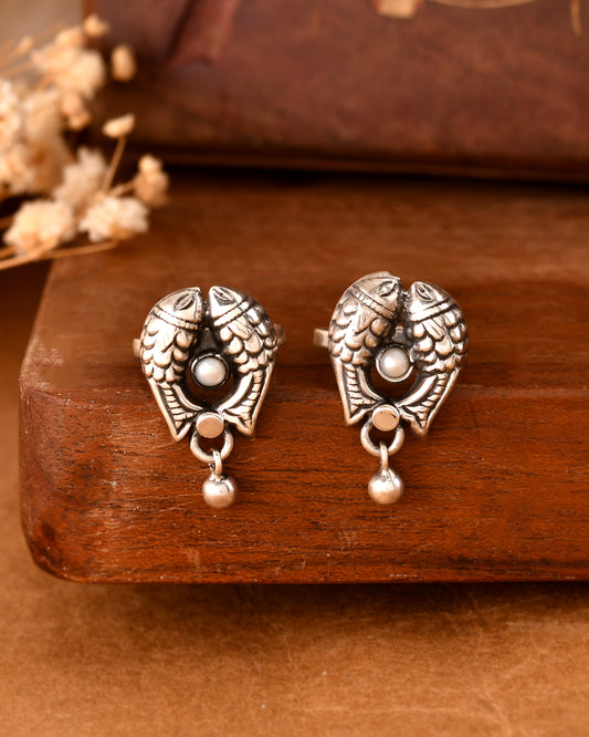 Silver Fish And Pearl Toe-rings( Pair)