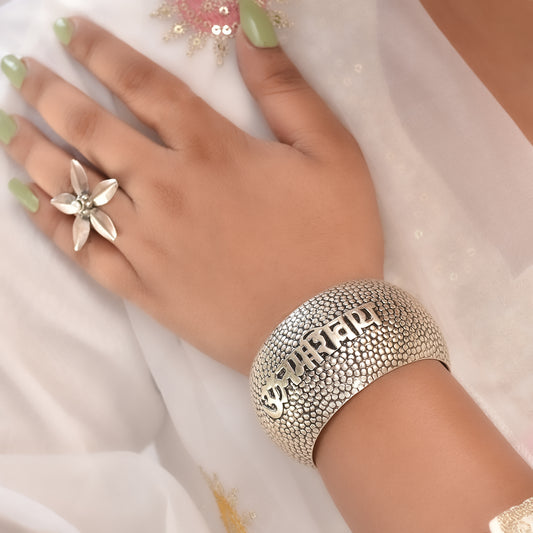 Om Namah Shivaay Divine Silver Kada Bangle