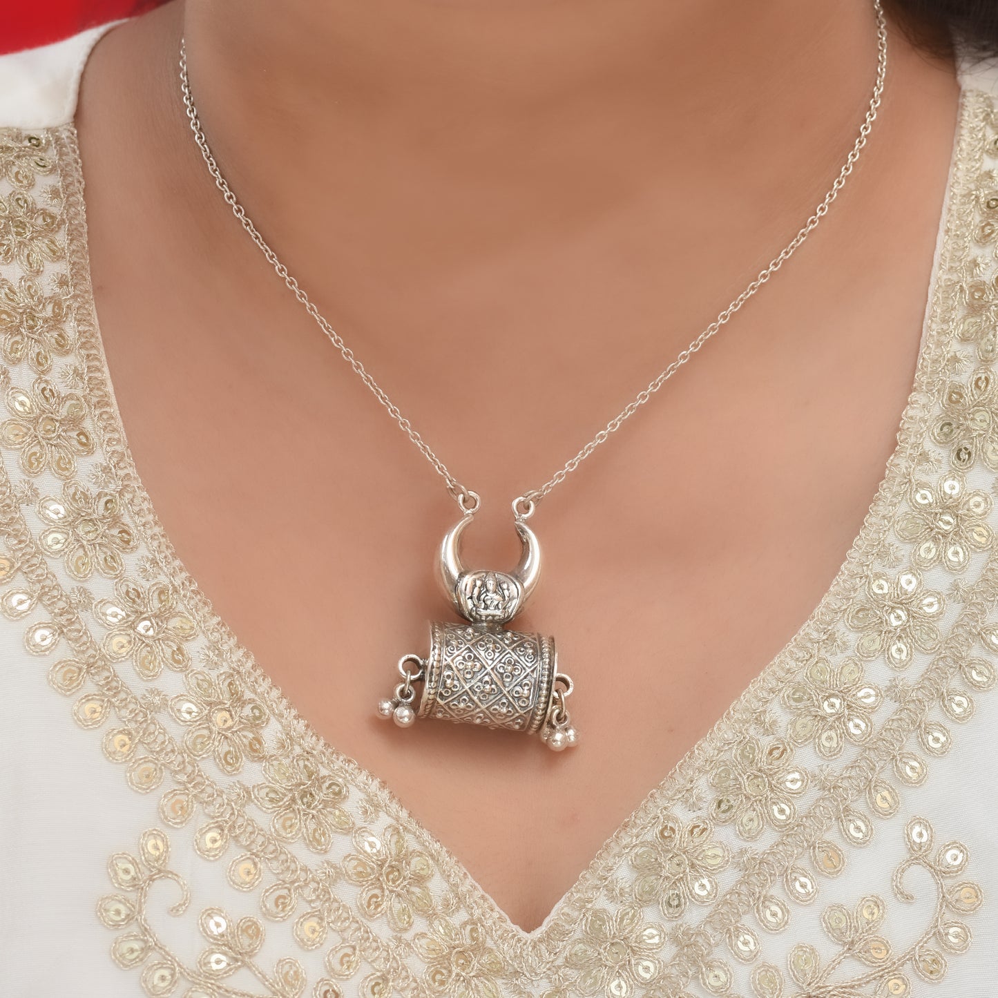 Silver Laxmi Openable Box Pendant With Chain